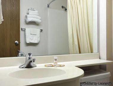 Microtel Inn & Suites By Wyndham Joplin Bagian luar foto